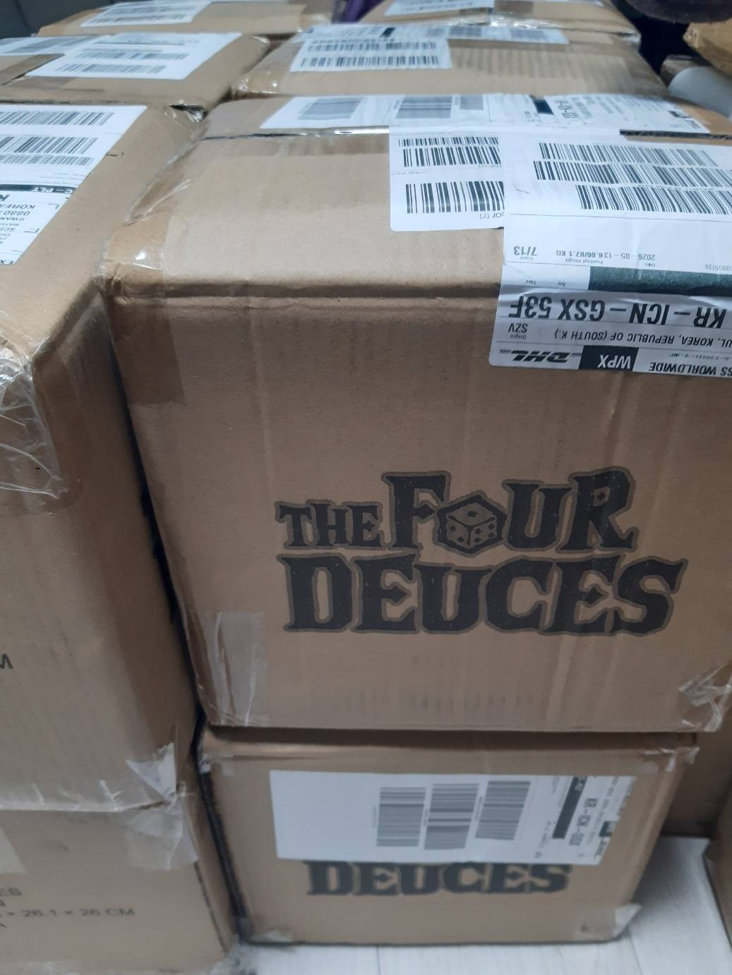 ついに『The Four Deuces』が到着しました！